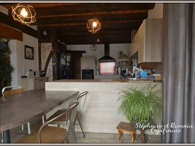 Maison, 220 m²