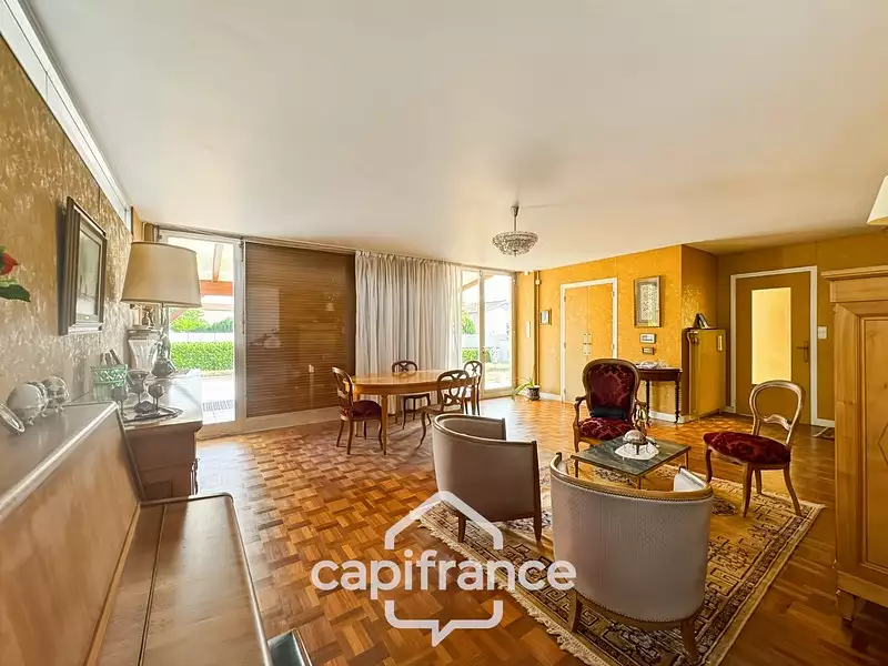 Maison, 99 m²