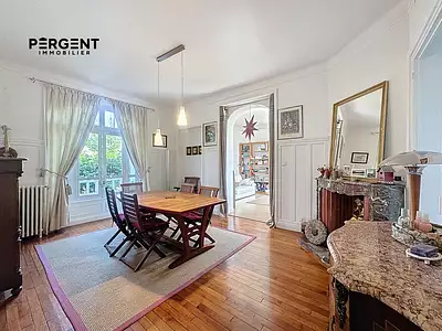 Maison, 380 m²