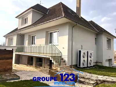 Maison, 260 m²