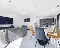 Maison, 235 m²