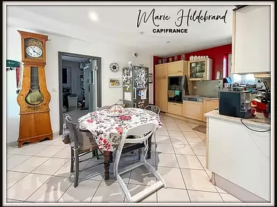 Maison, 396 m²