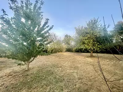 Terrain, 600 m²