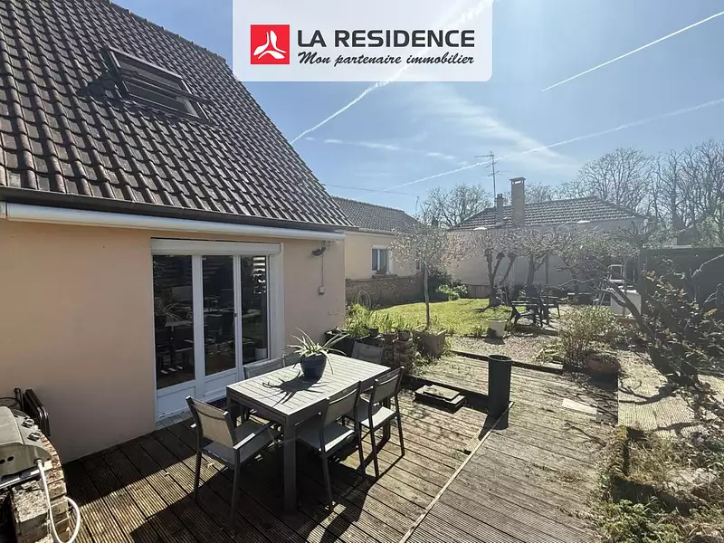 Maison, 99 m²
