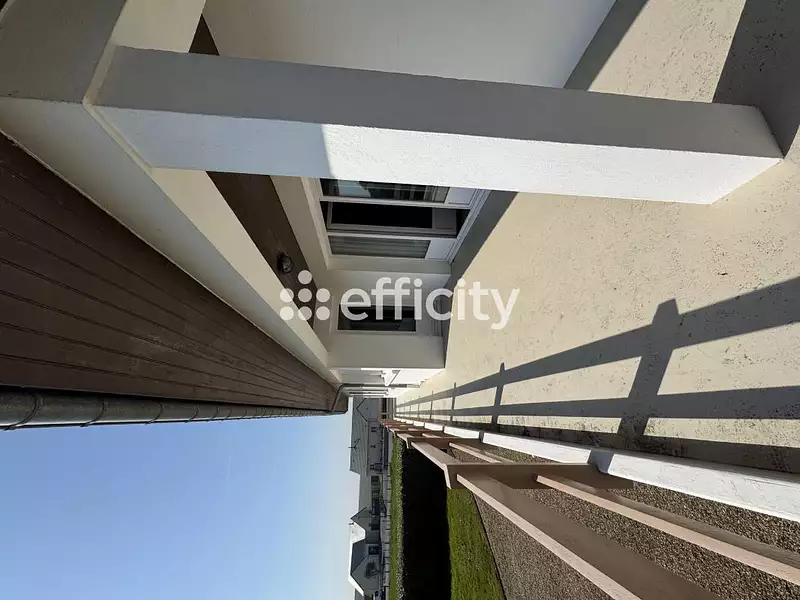 Maison, 230 m²