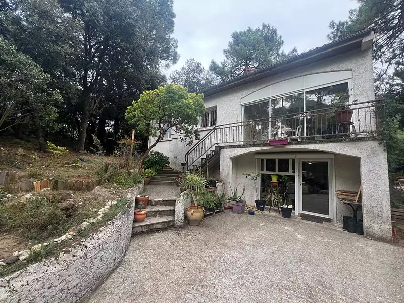Maison, 137 m²