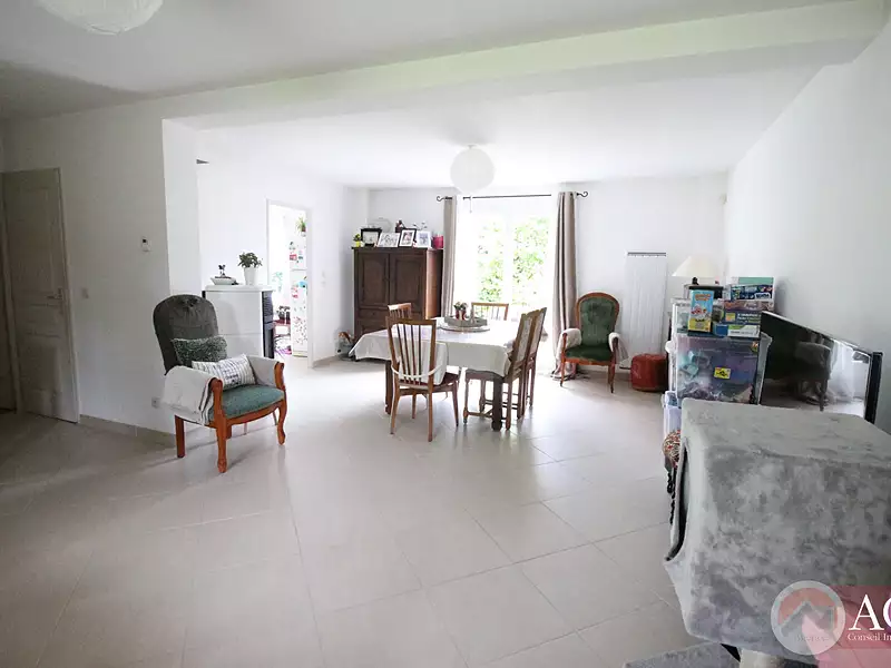 Maison, 115 m²