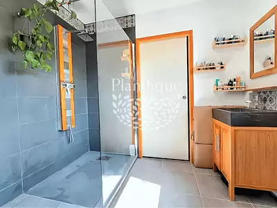 Maison, 142,23 m²