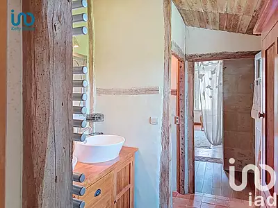 Maison, 197 m²
