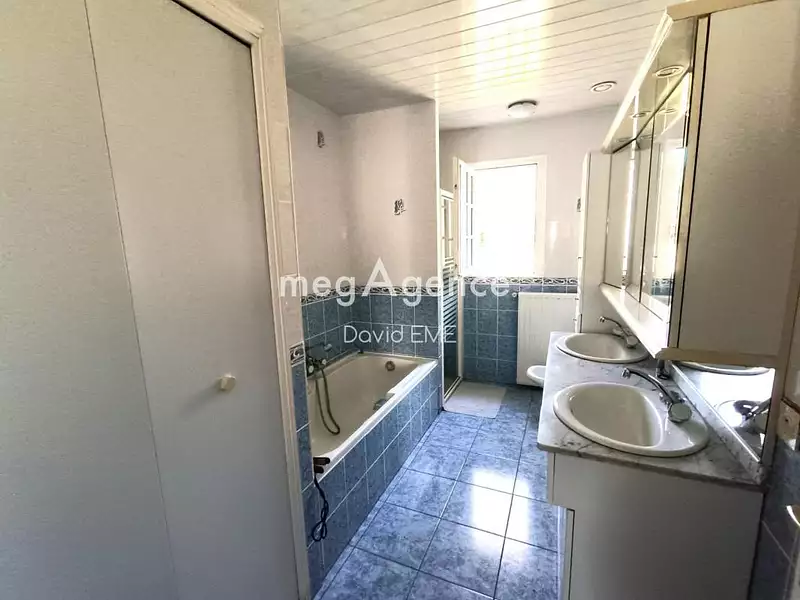 Maison, 131 m²