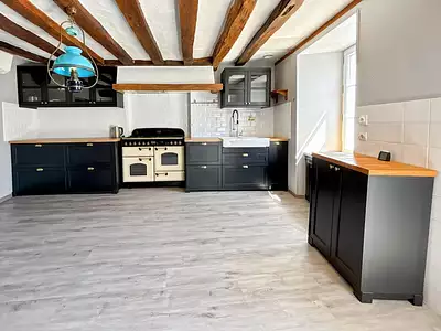 Maison, 210 m²