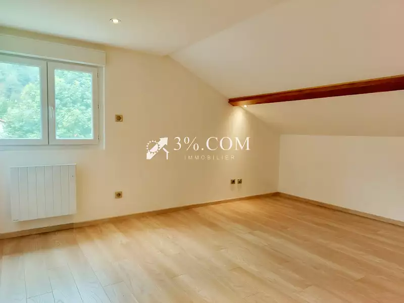 Maison, 198 m²