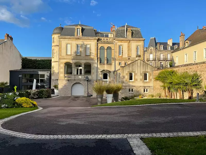 Maison, 580 m²