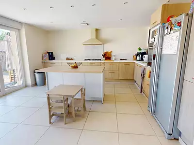 Maison, 180 m²