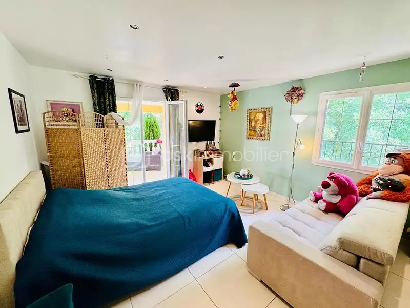 Maison, 191 m²