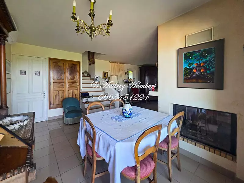 Maison, 132 m²