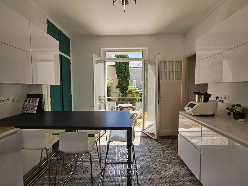 Maison, 178 m²