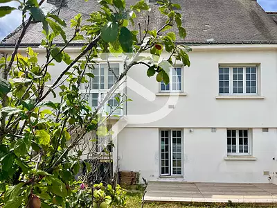 Maison, 169 m²