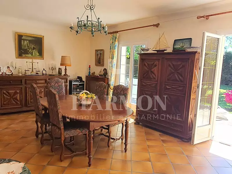 Maison, 171 m²