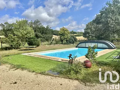 Maison, 216 m²