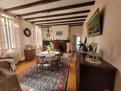 Maison, 230 m²