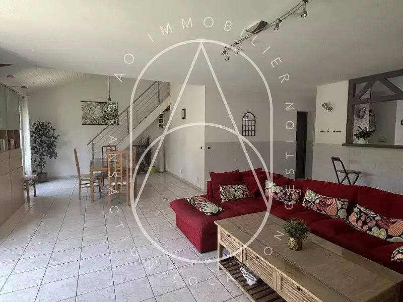 Maison, 109 m²
