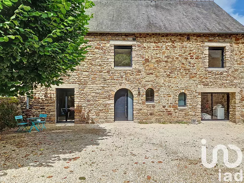 Maison, 216 m²