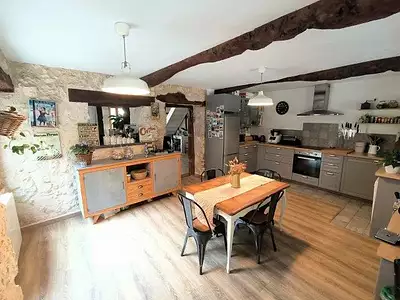 Maison, 163 m²