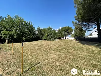 Terrain, 1 407 m²