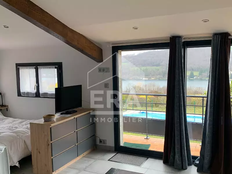 Maison, 240 m²