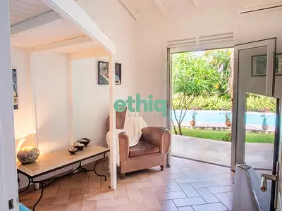Maison, 151 m²