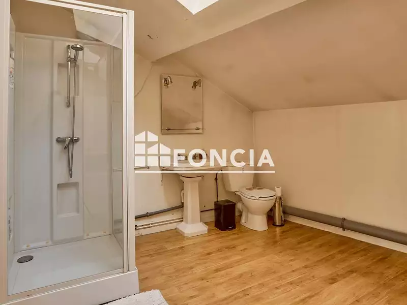Maison, 265 m²