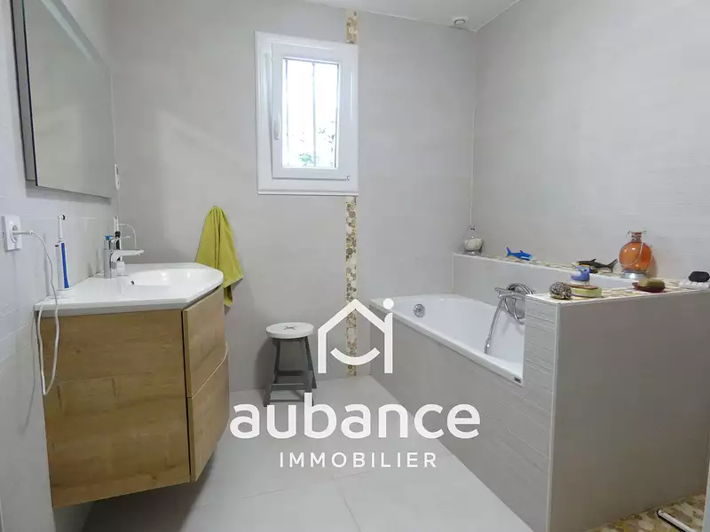Maison, 159 m²