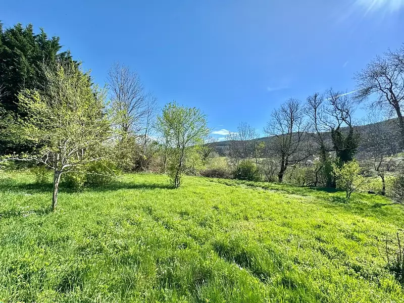 Terrain, 898 m²