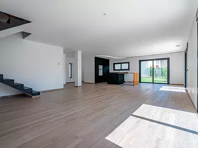 Maison, 240 m²