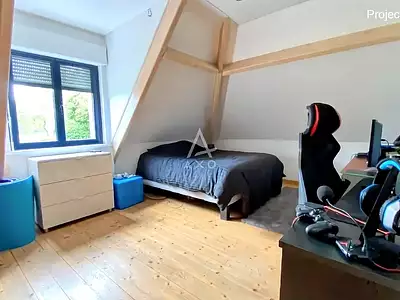 Maison, 275 m²