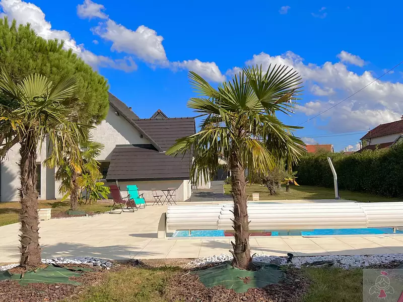 Maison, 204 m²