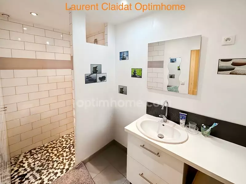 Maison, 244 m²