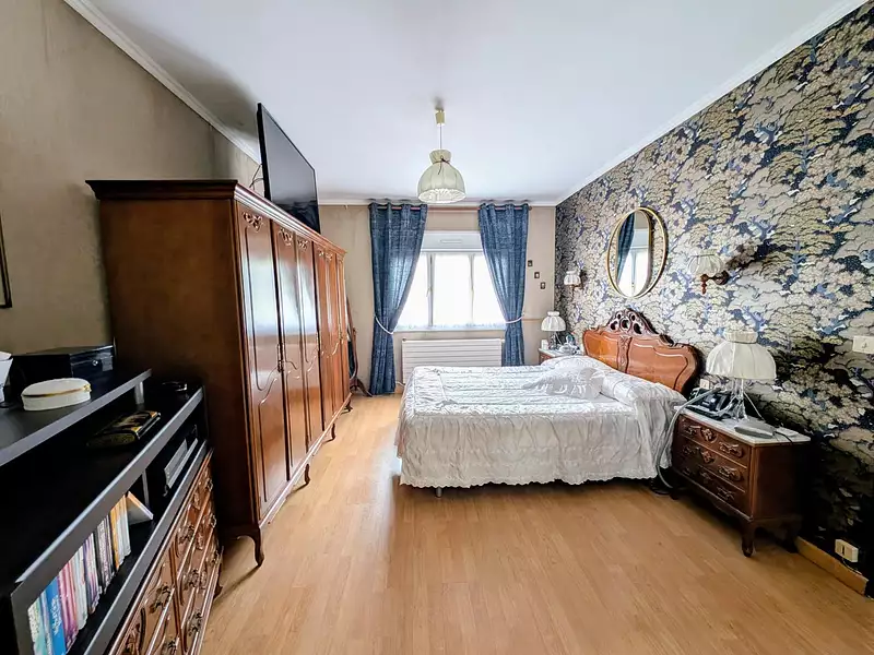Maison, 238 m²