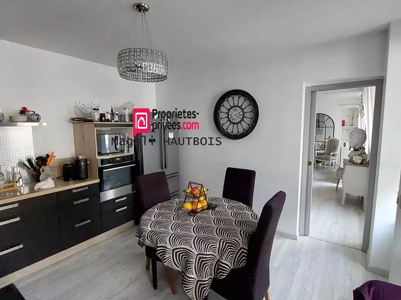 Immeuble, 360 m²