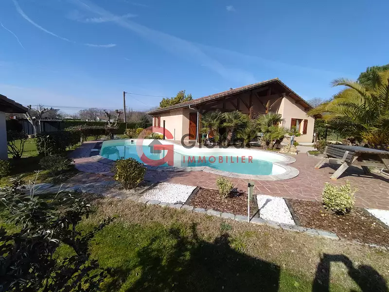 Maison, 117 m²