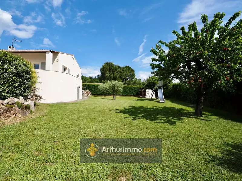 Maison, 154 m²