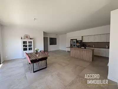 Maison, 174 m²