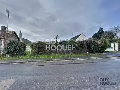 Terrain, 592 m²
