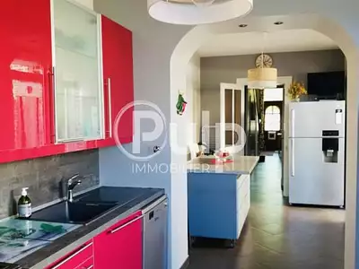 Maison, 184 m²