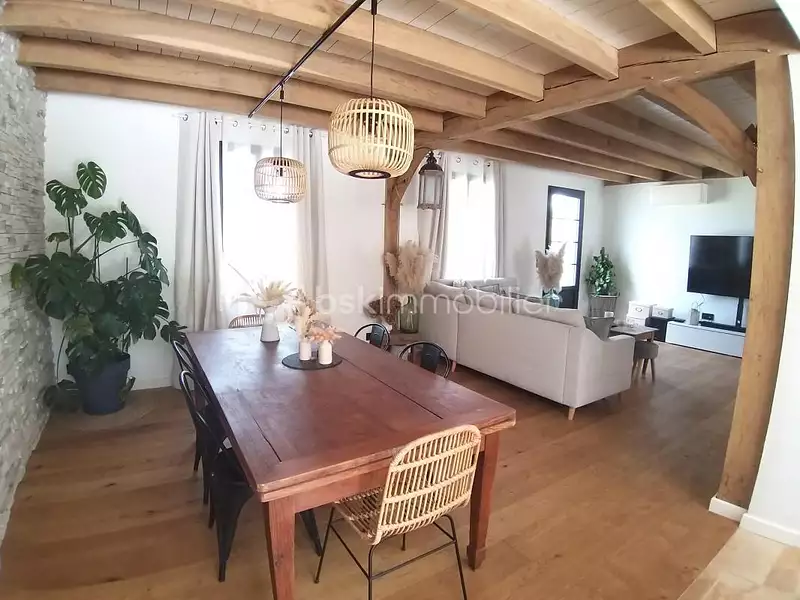 Maison, 140 m²