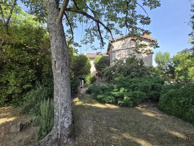 Maison, 180 m²