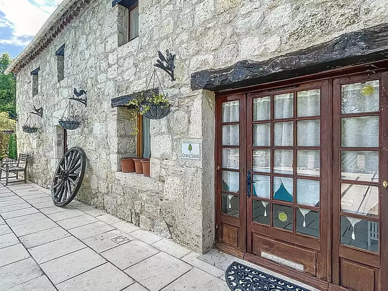 Maison, 400 m²