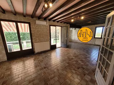 Maison, 240 m²