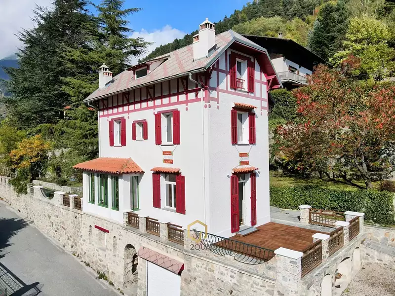 Maison, 168 m²